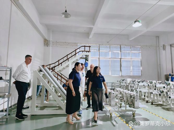 西班牙客户莅临美罗蒂克座椅电梯工厂 共拓乘客电梯安装新篇章